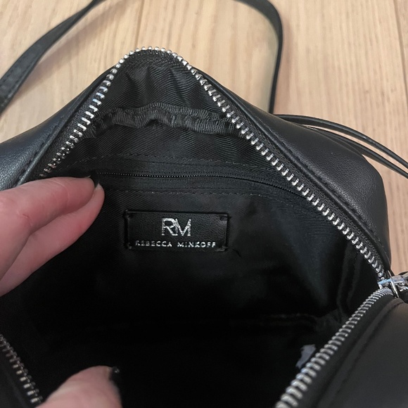 Rebecca Minkoff cross body faux leather quilt purse - Picture 3 of 4